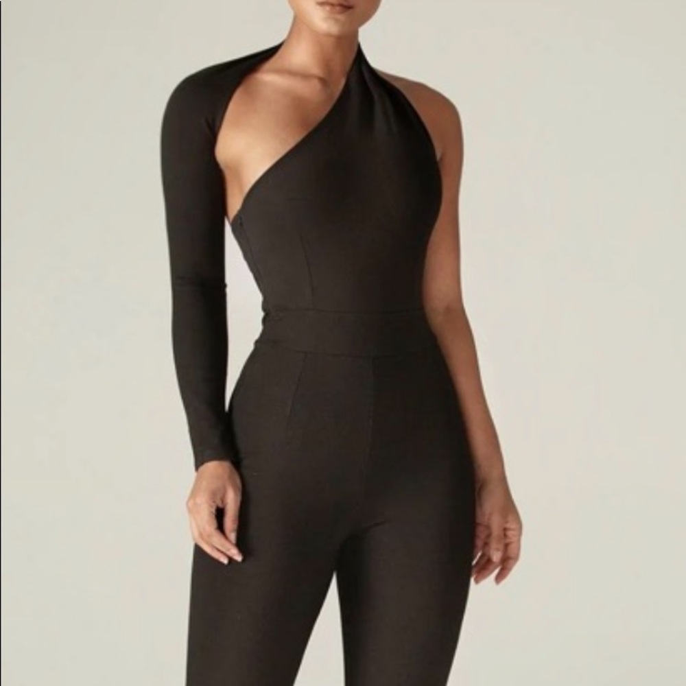 Beautiful never worn jumpsuit.